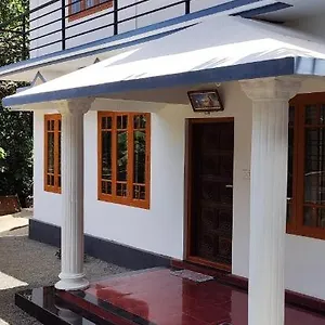 solys-villa-homestay.hotels-munnar.com/